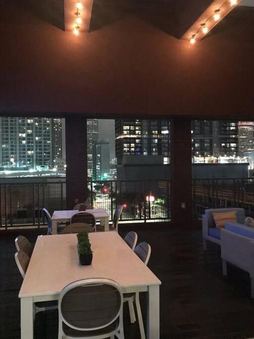 Luxury Apartment Close To Everything W Free Parking 5 هيوستن المظهر الخارجي الصورة