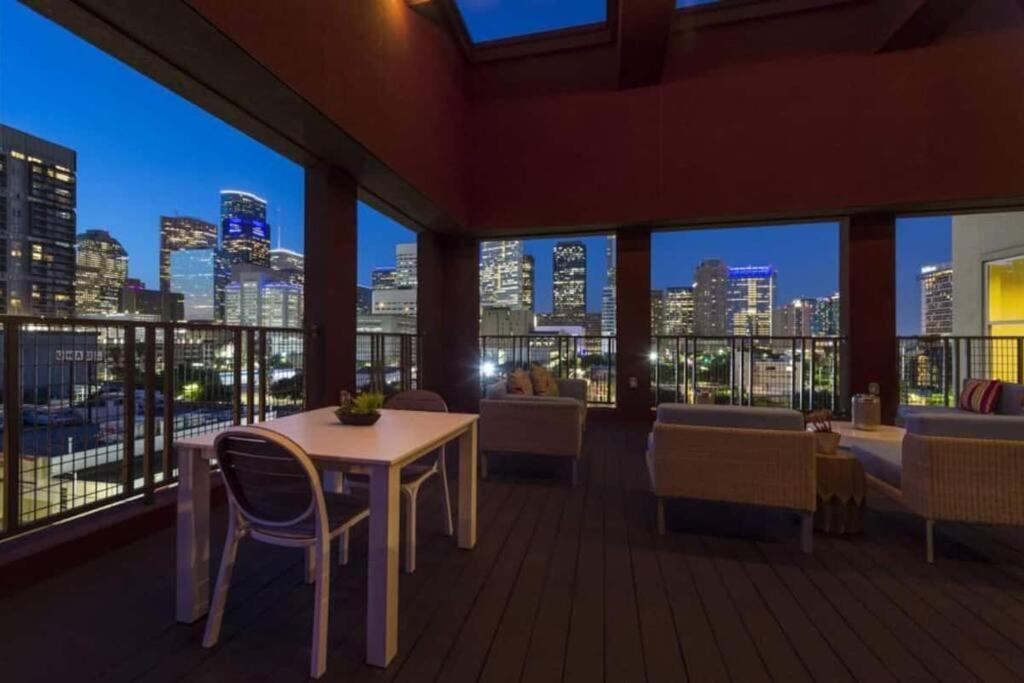 Luxury Apartment Close To Everything W Free Parking 5 هيوستن المظهر الخارجي الصورة