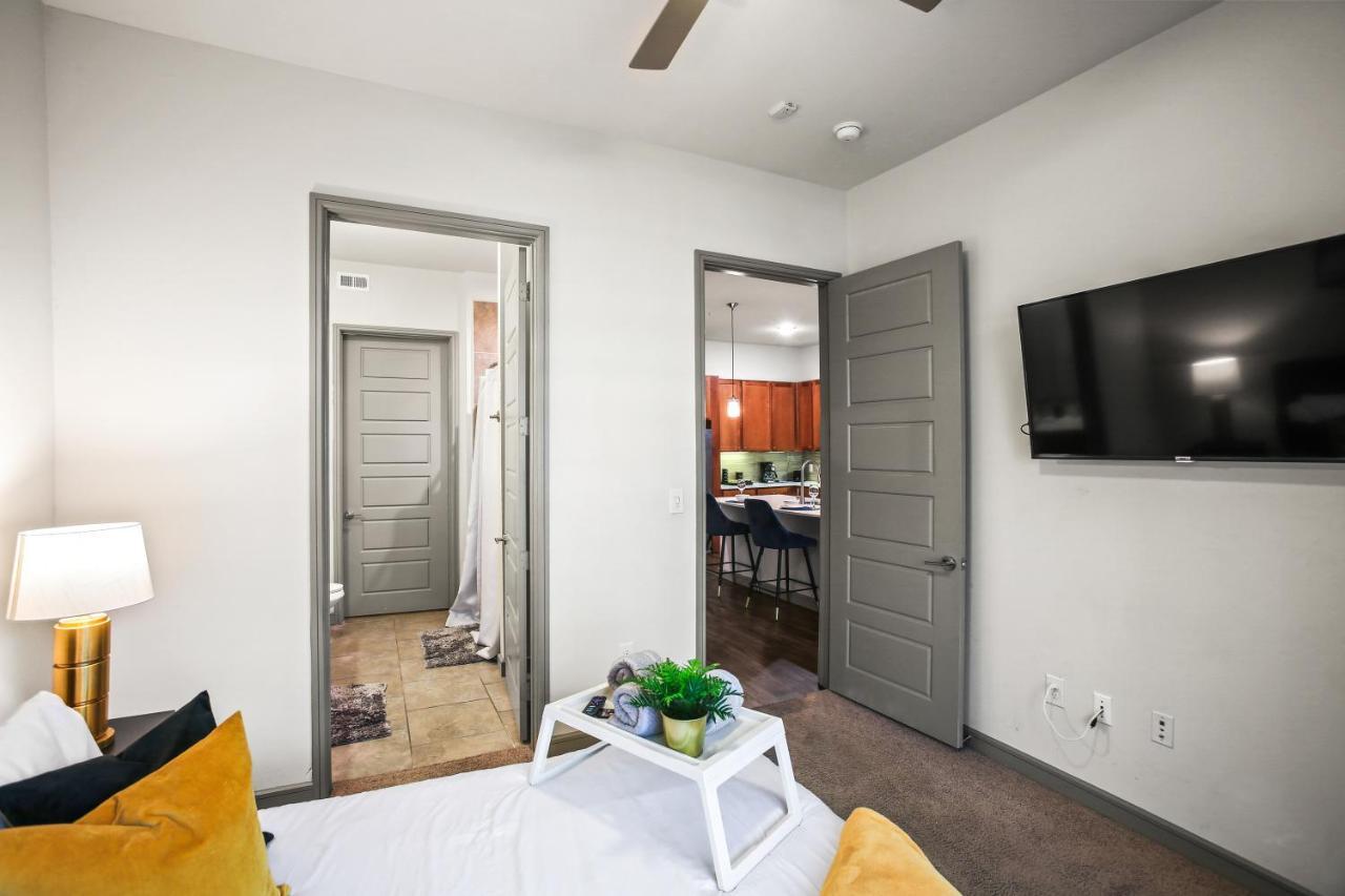 Luxury Apartment Close To Everything W Free Parking 5 هيوستن المظهر الخارجي الصورة